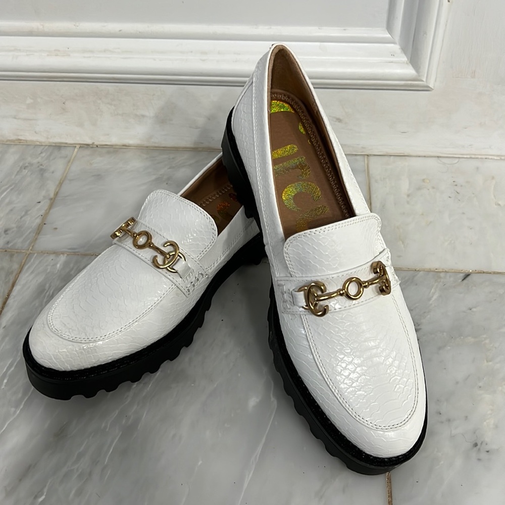 Sam Edelman White textured leather shoes, size 10m